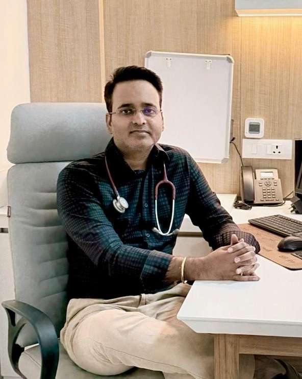 Dr. Dr. A.K. Pandey - Expert Respiratory Medicine & Critical Care Specialist at Medinity Hospital Gomti Nagar Lucknow